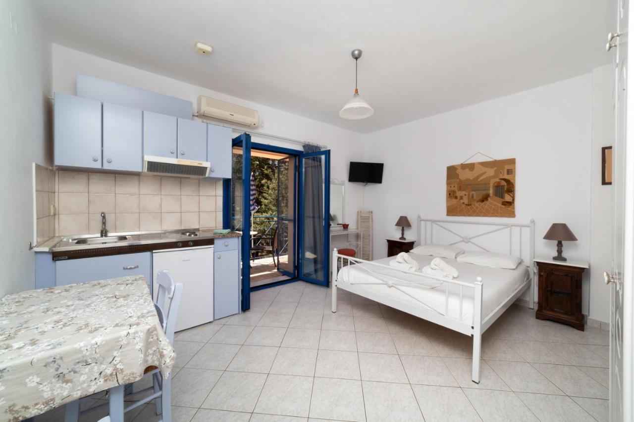 Natassa Apartments Agia Efimia 외부 사진